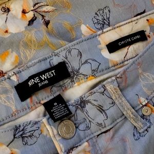 Floral Capri jeans